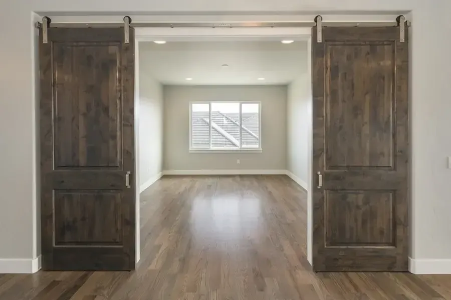 Tips For Achieving A Smooth And Even Finish When Painting Rooms Wimauma, FL